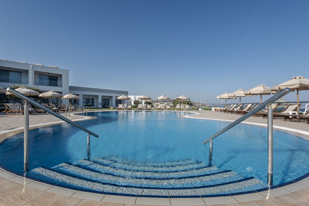 Pool Royal Bay Suites