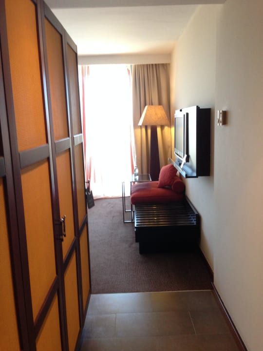 "Flur" Salobre Hotel Resort & Serenity