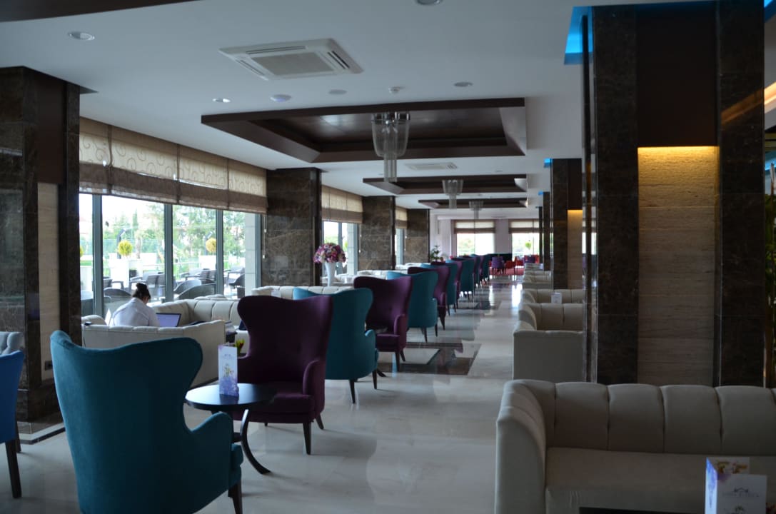 Lobby Luna Blanca Resort & Spa
