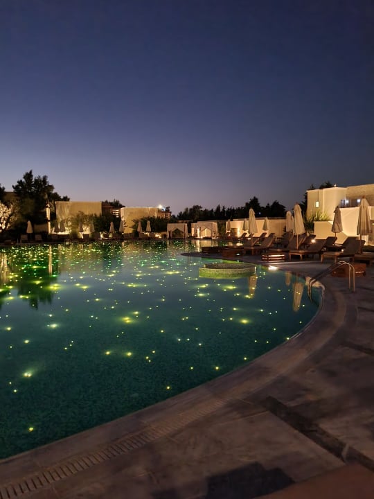 Pool SENTIDO Port Royal Villas & Spa