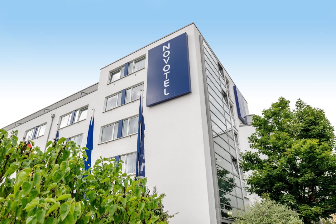 Außenansicht Hotel Novotel Erlangen
