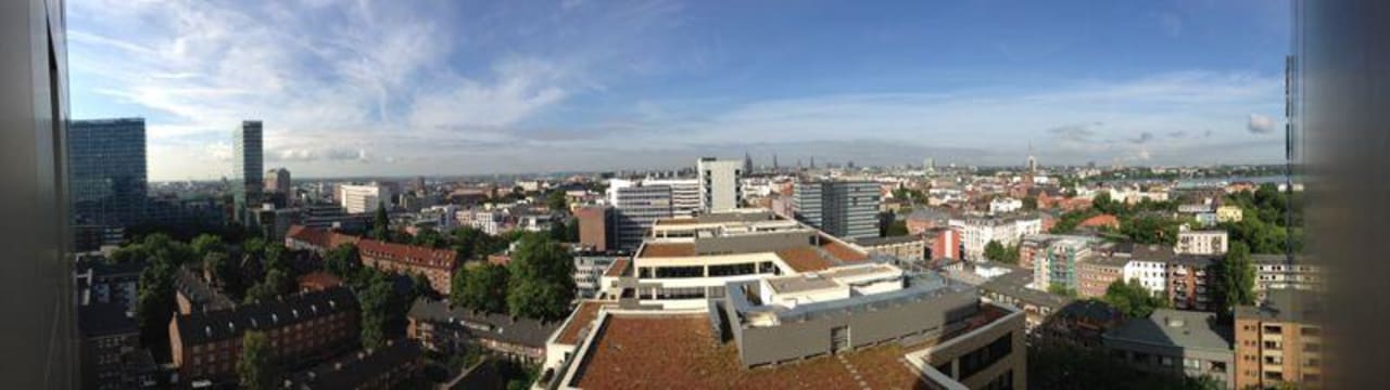 Ausblick vom Fenster Motel One Hamburg-Alster