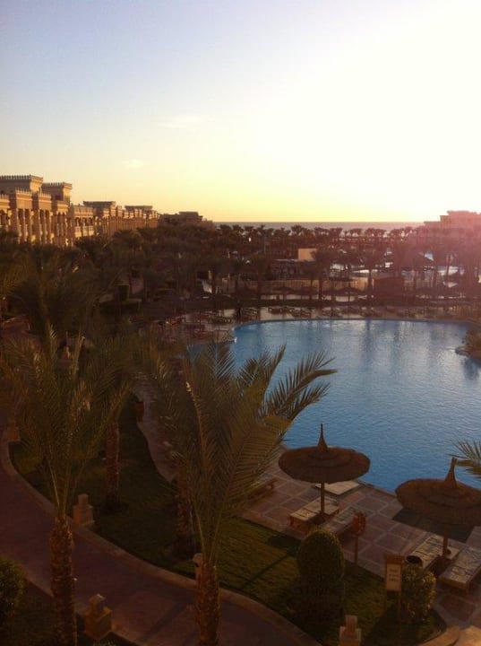 Blick auf den Pool Pickalbatros Palace Resort