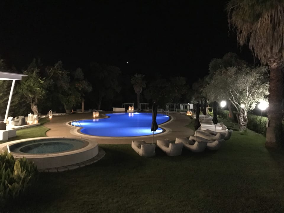 Gartenanlage Mr. & Mrs. White Corfu