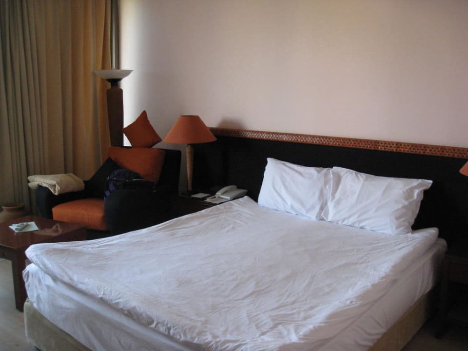 Zimmer Sunrise Queen Luxury Hotel