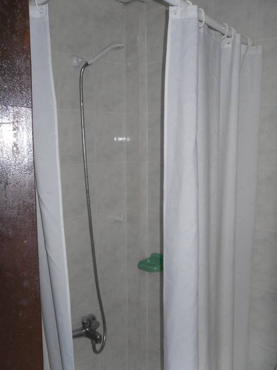 Dusche Semoris Hotel