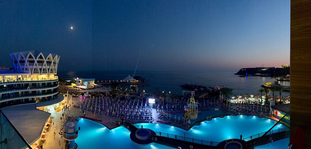 Ausblick Granada Luxury Okurcalar