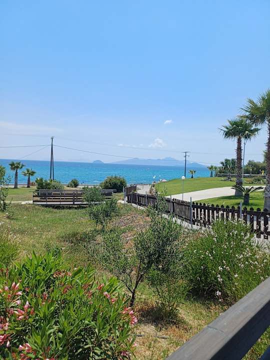 Gartenanlage Grand Blue Beach Hotel