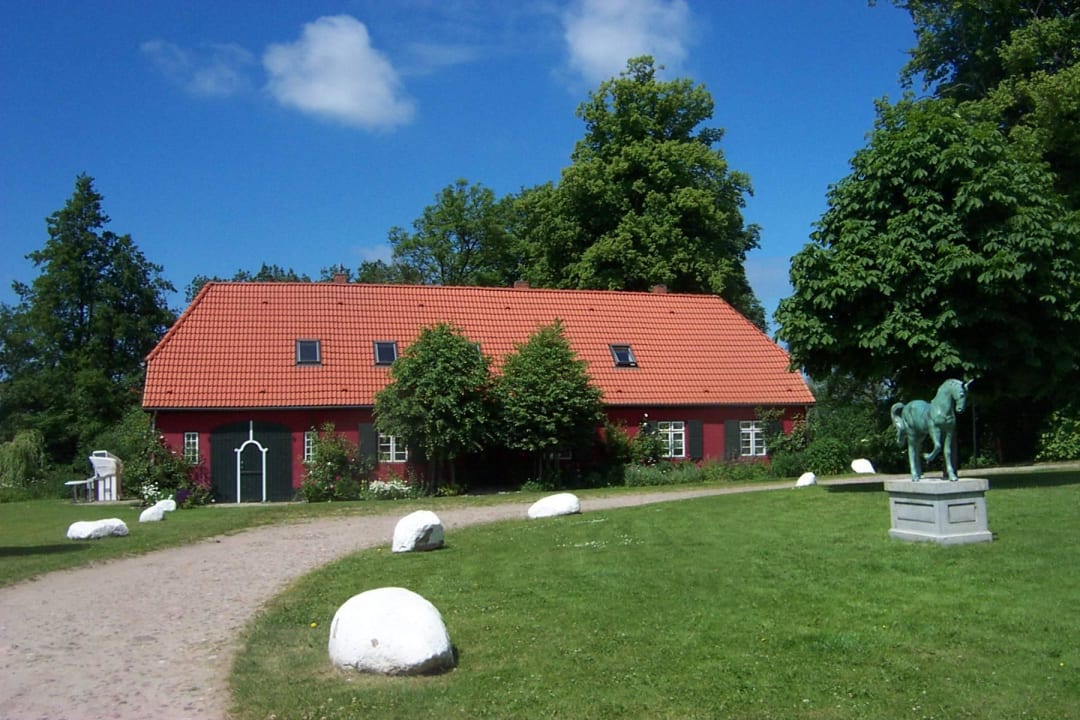 Gästehaus Ferien & Pferdehof Gut Klein Nienhagen