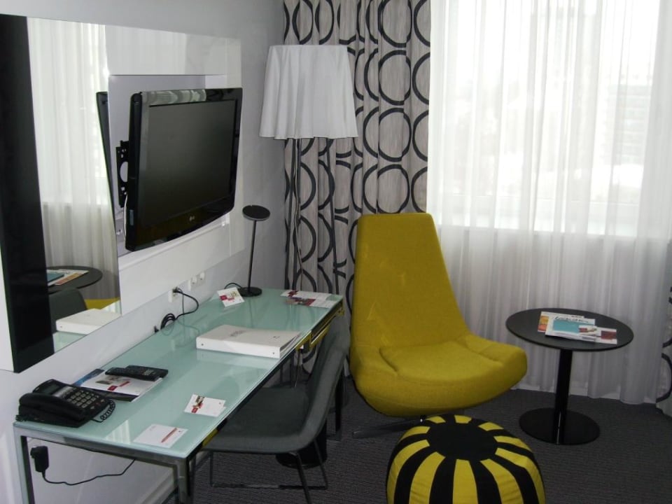 Blick auf den Arbeitsplatz Vienna House by Wyndham Andel's Berlin