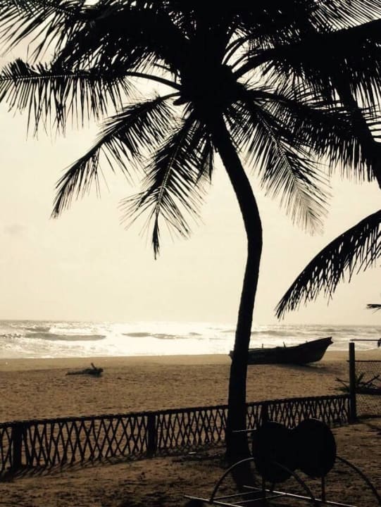 Sooenuntergand am Strand Mermaid Hotel & Club