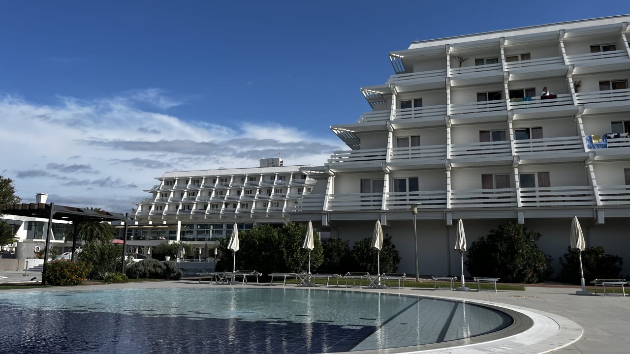 Außenansicht Hotel Olympia