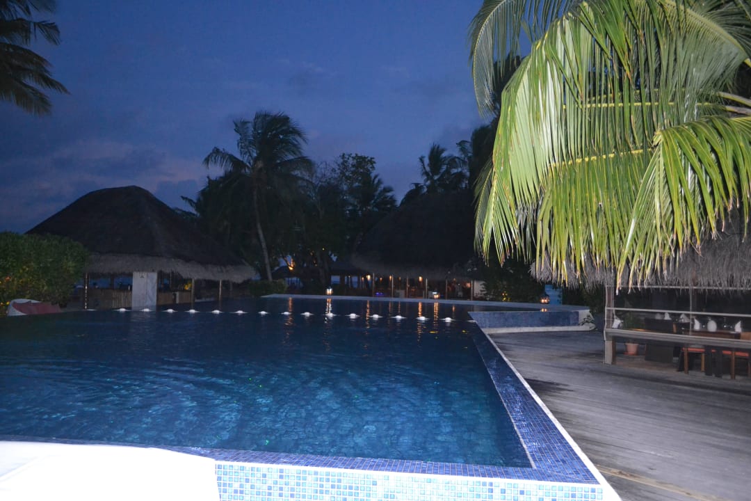 Poolbereich Kuramathi Maldives