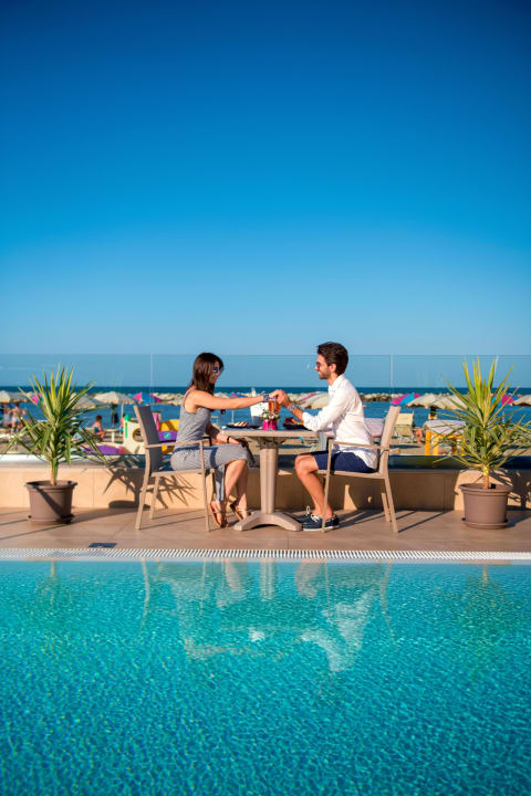 Pool You & Me Beach Hotel