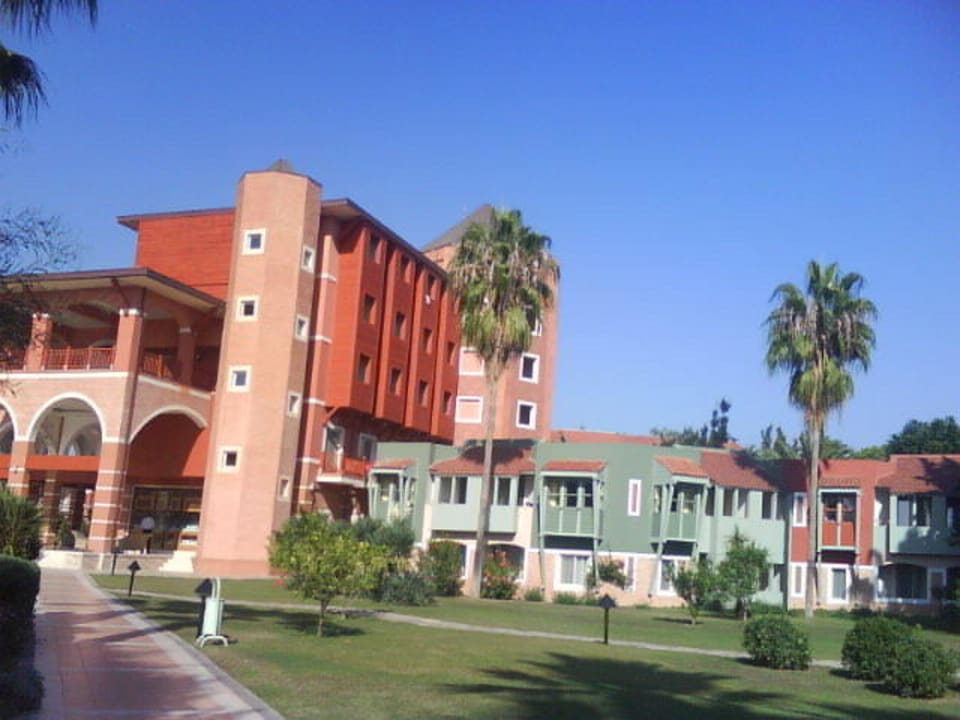 Weg zur Lobby Megasaray Club Belek