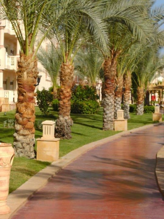 Weg zum Strand Pickalbatros Palace Resort