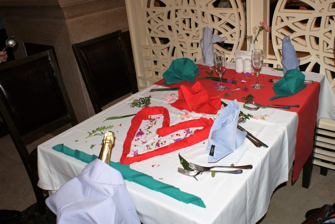 Wieder eine Überraschung Aydinbey Kings Palace & Spa