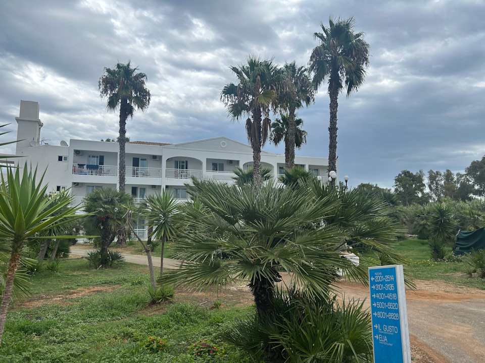 Außenansicht Sandy Beach Resort