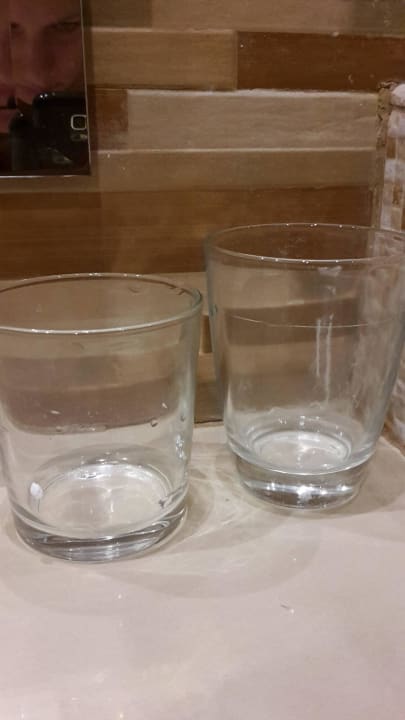 Reste von den Gästen Mahdia Beach & Aquapark