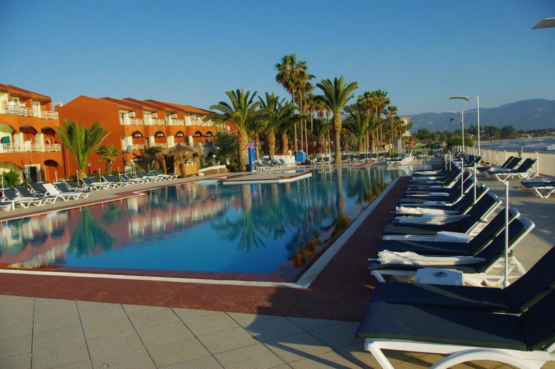 Pool mit Animation - am Meer Ephesia Holiday Beach Club