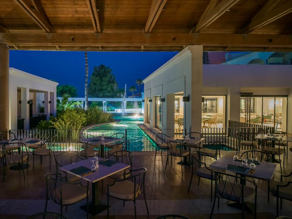 Gastro Neptune Luxury Resort
