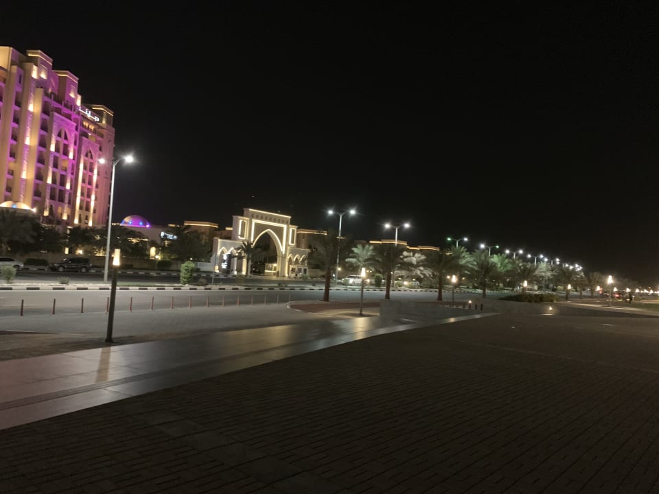 Außenansicht DoubleTree by Hilton Resort & Spa Marjan Island