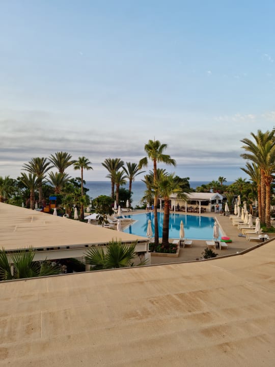 Pool Crystal Springs Beach Hotel