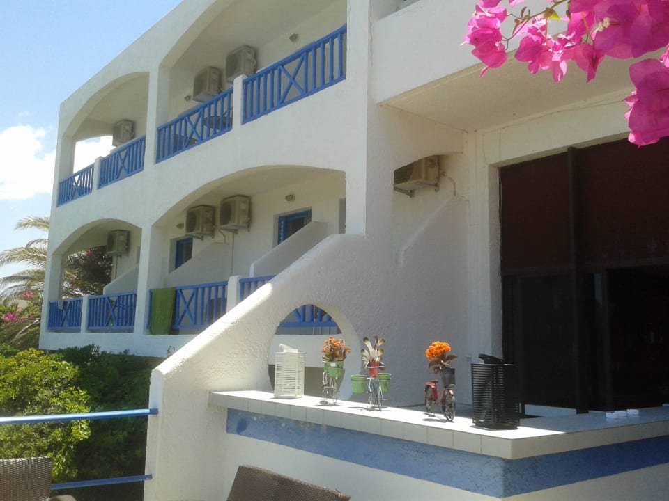 Hotel von der Terrassenseite Hotel Stella Beach