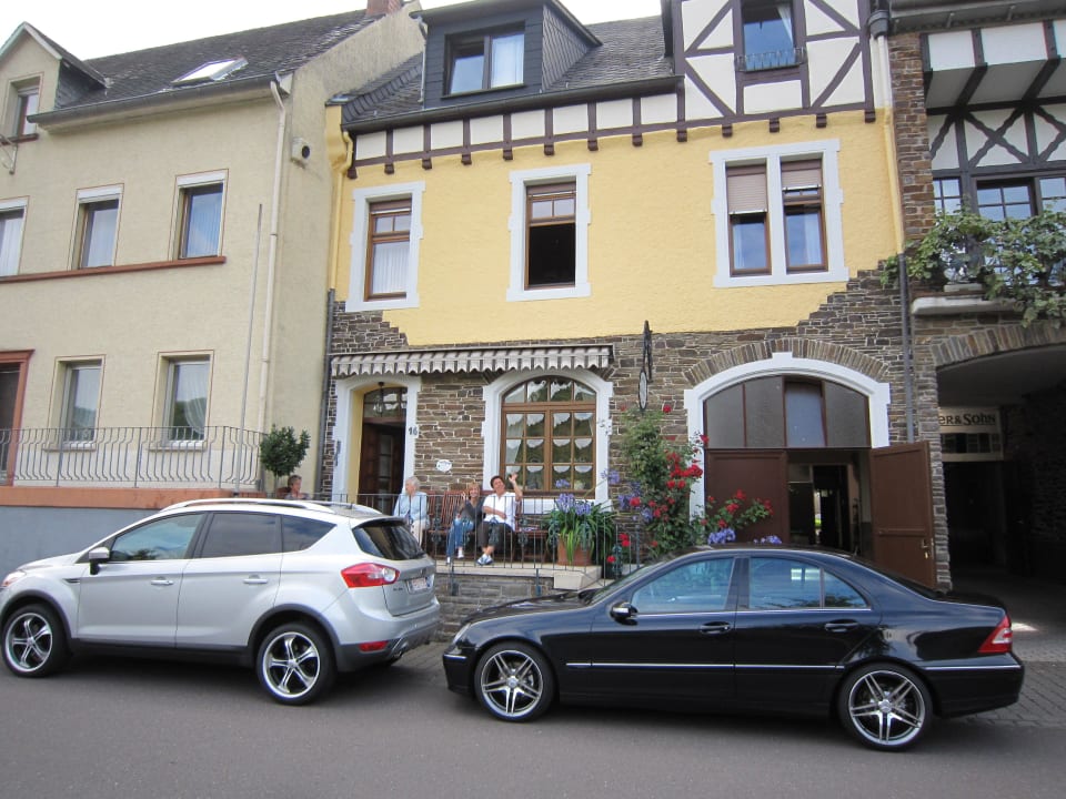 Front view Gästehaus  und Ferienhaus Erich Bremm