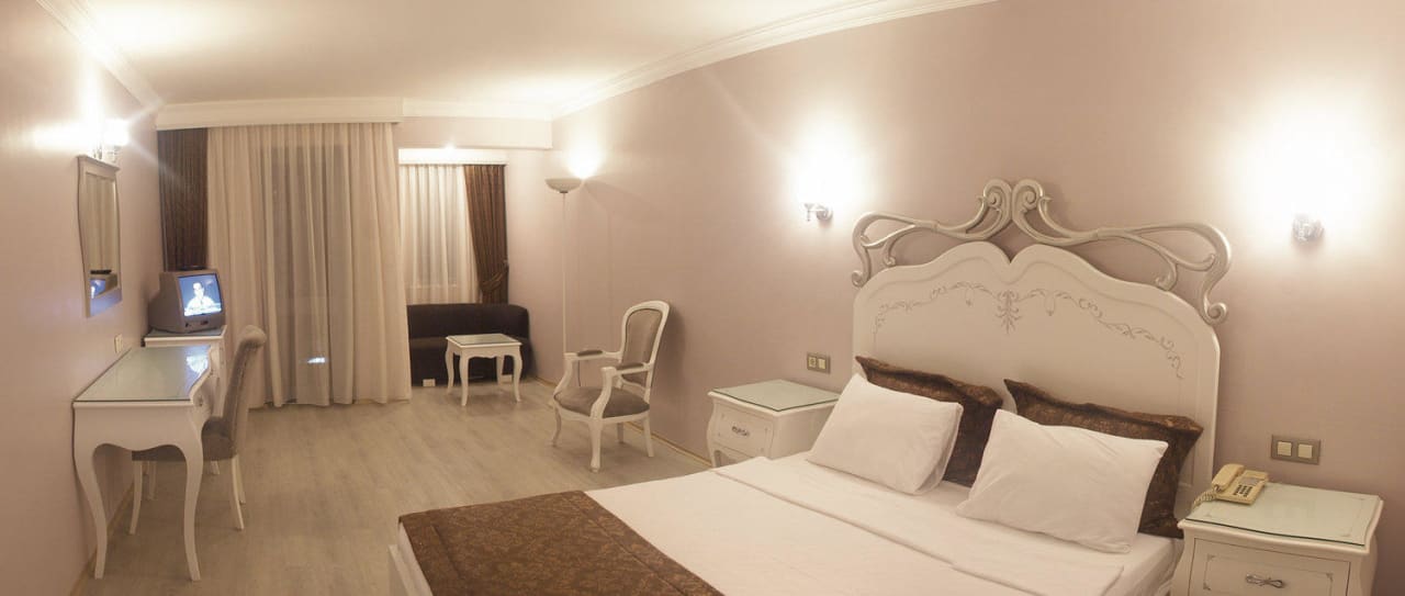 French room Sentinus Hotel