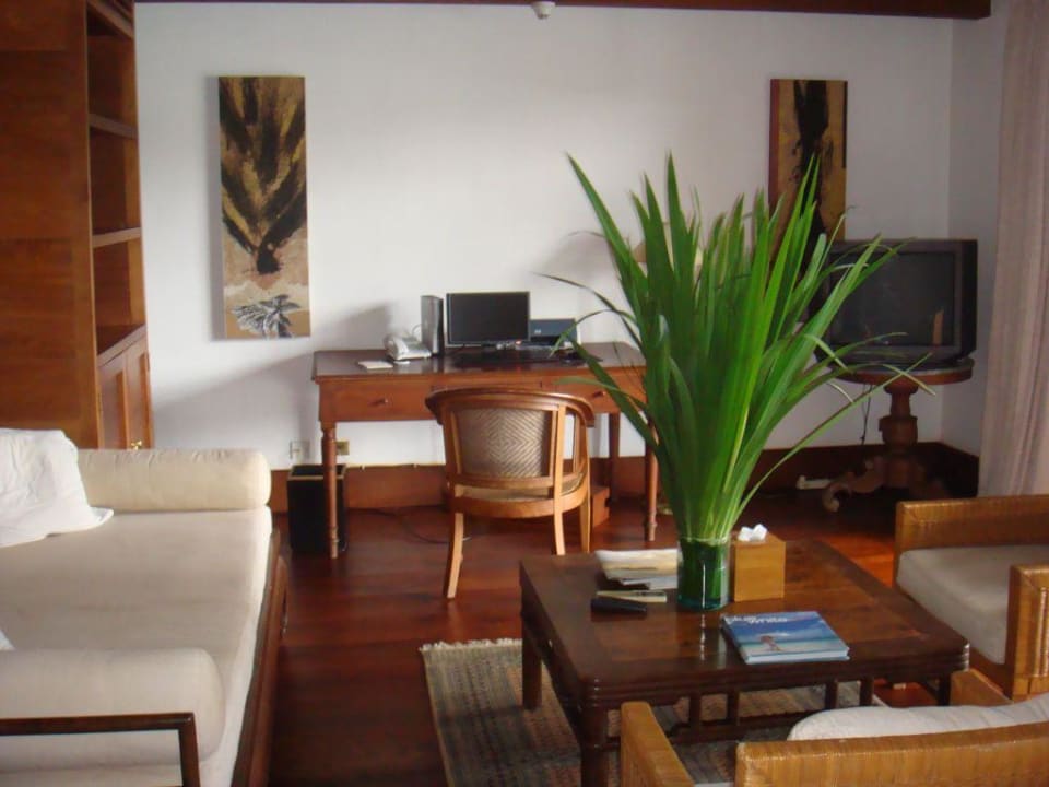 Internetroom Wasser Estate COMO Shambhala Estate