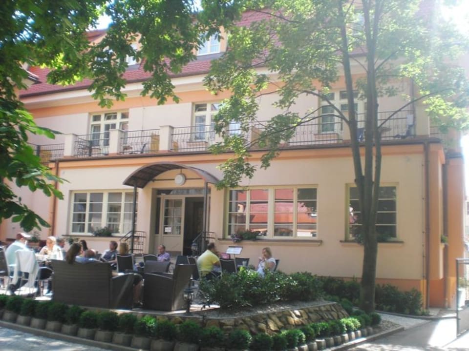 Terrasse und Restaurant Hotel Castle Residence Praha