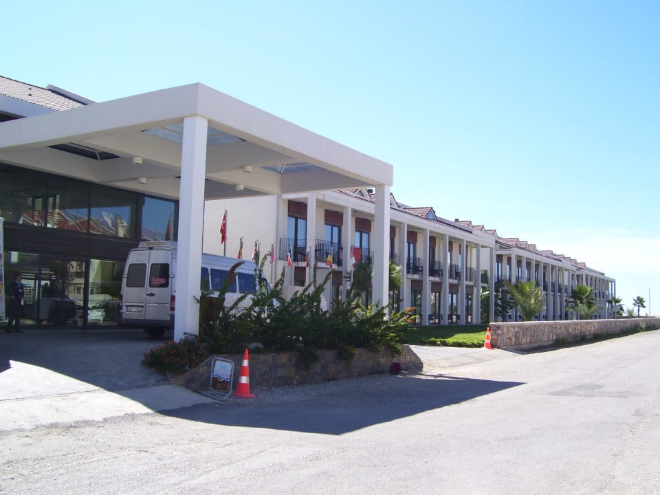 Eingang Jiva Beach Resort