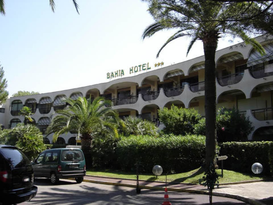 Blick vom Hotel-Parkplatz Hotel Bahia