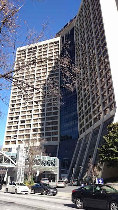 Blick zur Einfahrt Hotel Hilton Atlanta