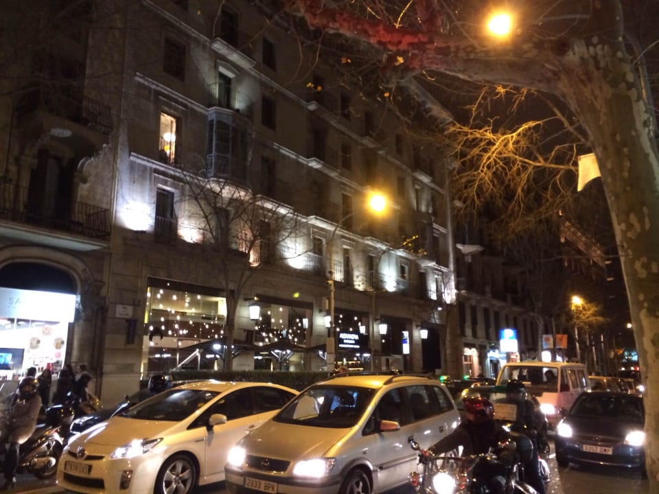 The hotel from outside Alexandra Barcelona Hotel, Curio Collection by Hilton