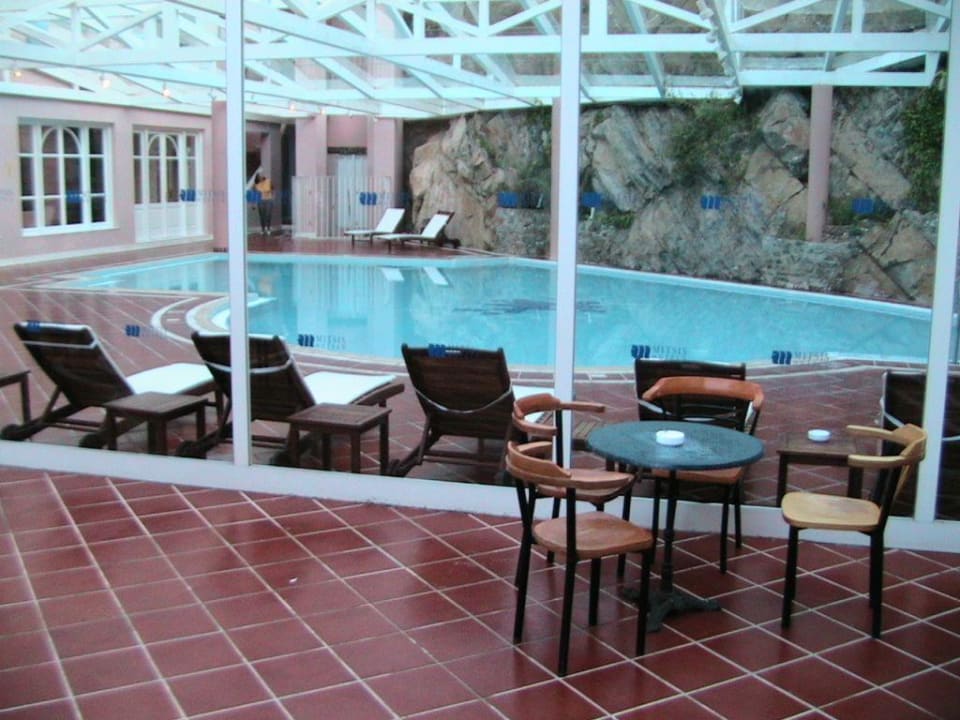 Pool, innen Mitsis Rodos Village