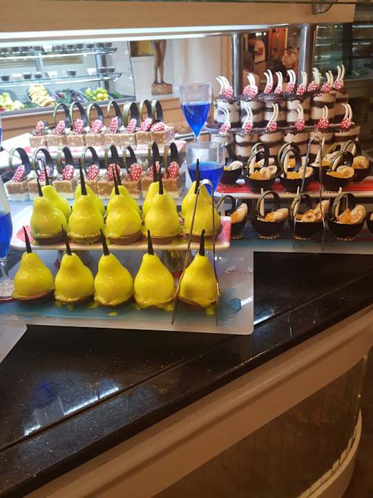 Gastro Side Royal Palace Hotel & Spa