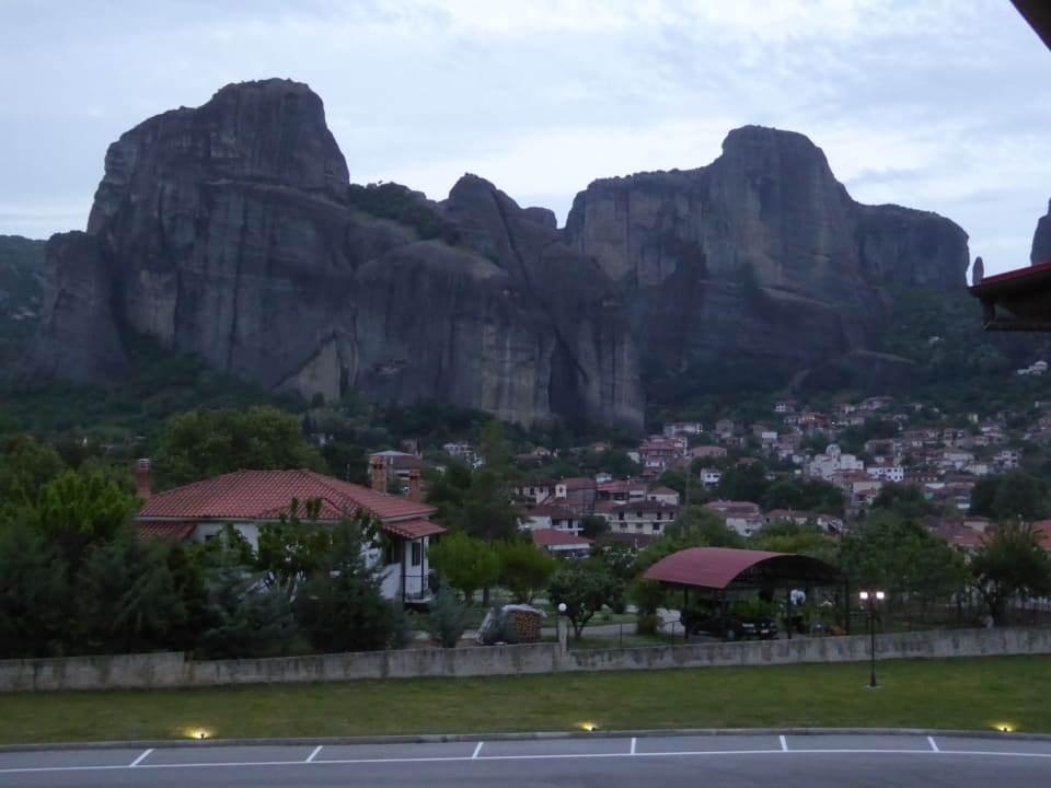 Ausblick Grand Meteora Hotel