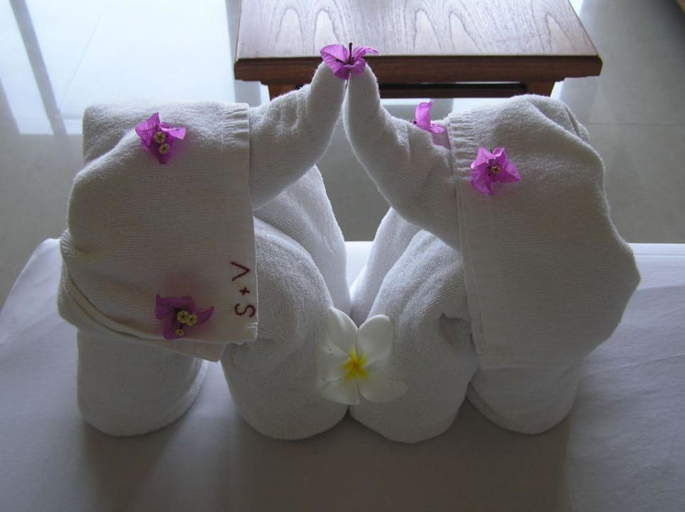 kunstvoll drapierte Handtücher SYLVAN Koh Chang