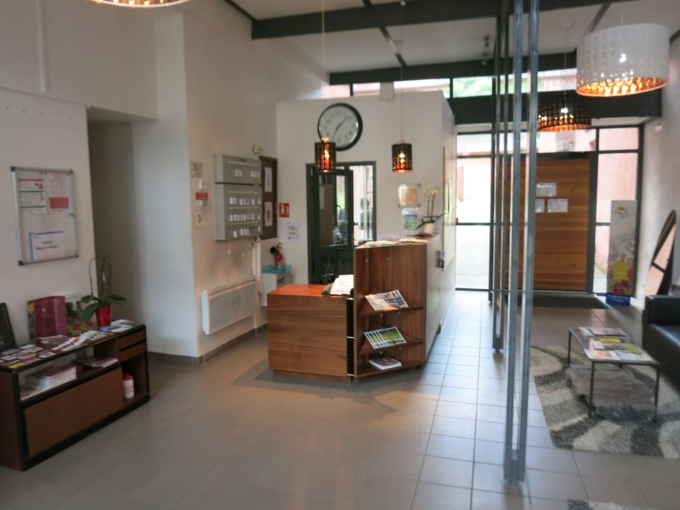 Lobby La Citadelle de Conflans
