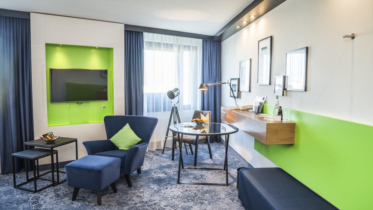 Renoviertes Executive Zimmer Holiday Inn Stuttgart