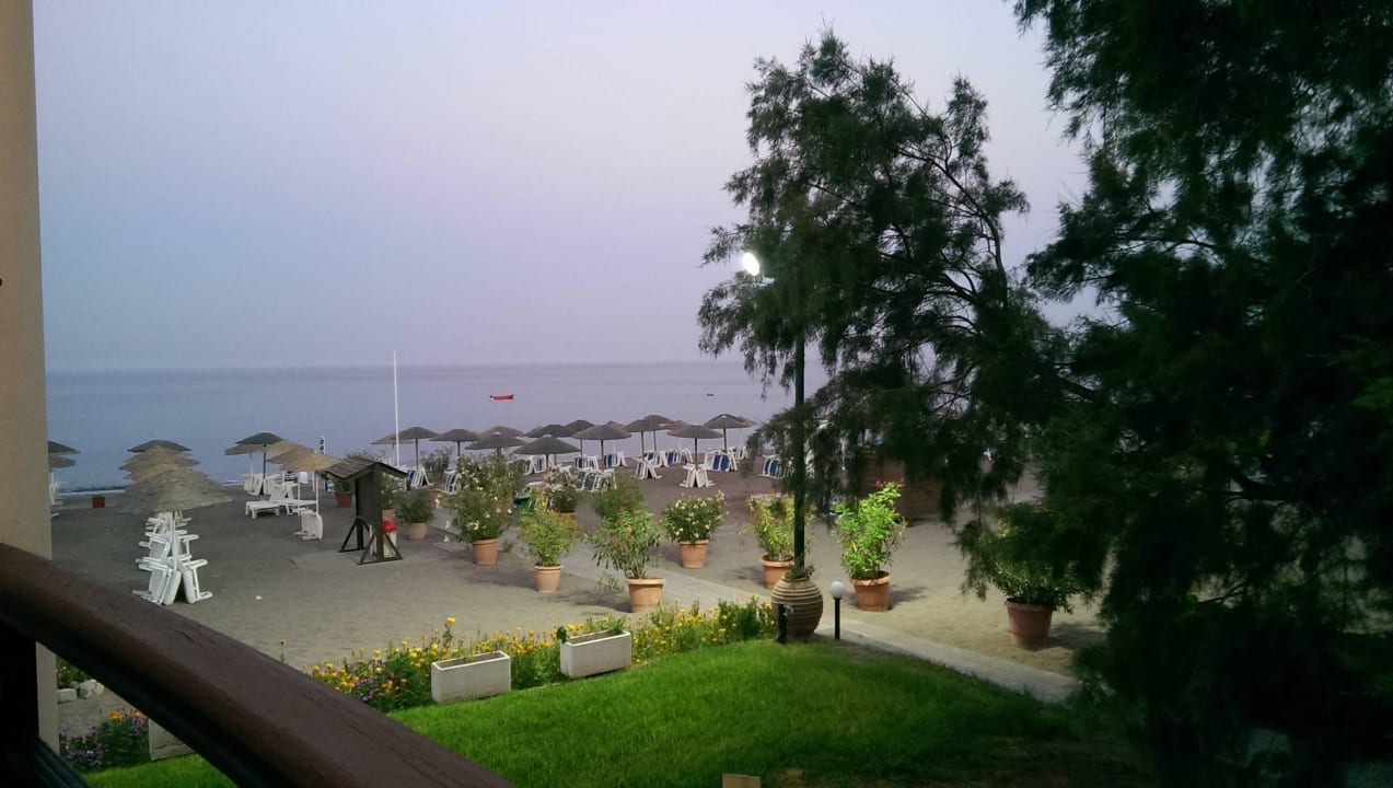 Blick am Abend von der Strandbar Hotel Calypso Beach