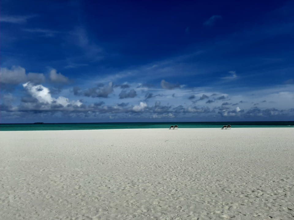 Strand Meeru Maldives Resort Island