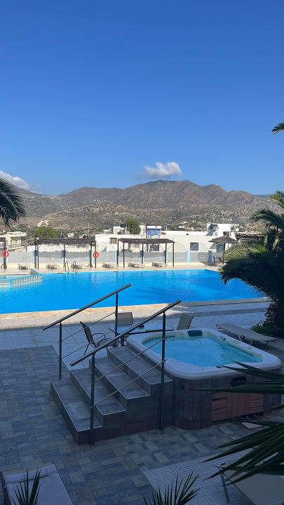 Pool Hotel Seven Stars