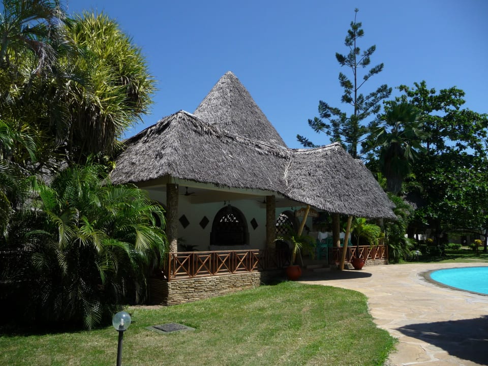 Snackbar Oliver Kitchen Neptune Paradise Beach Resort & Spa