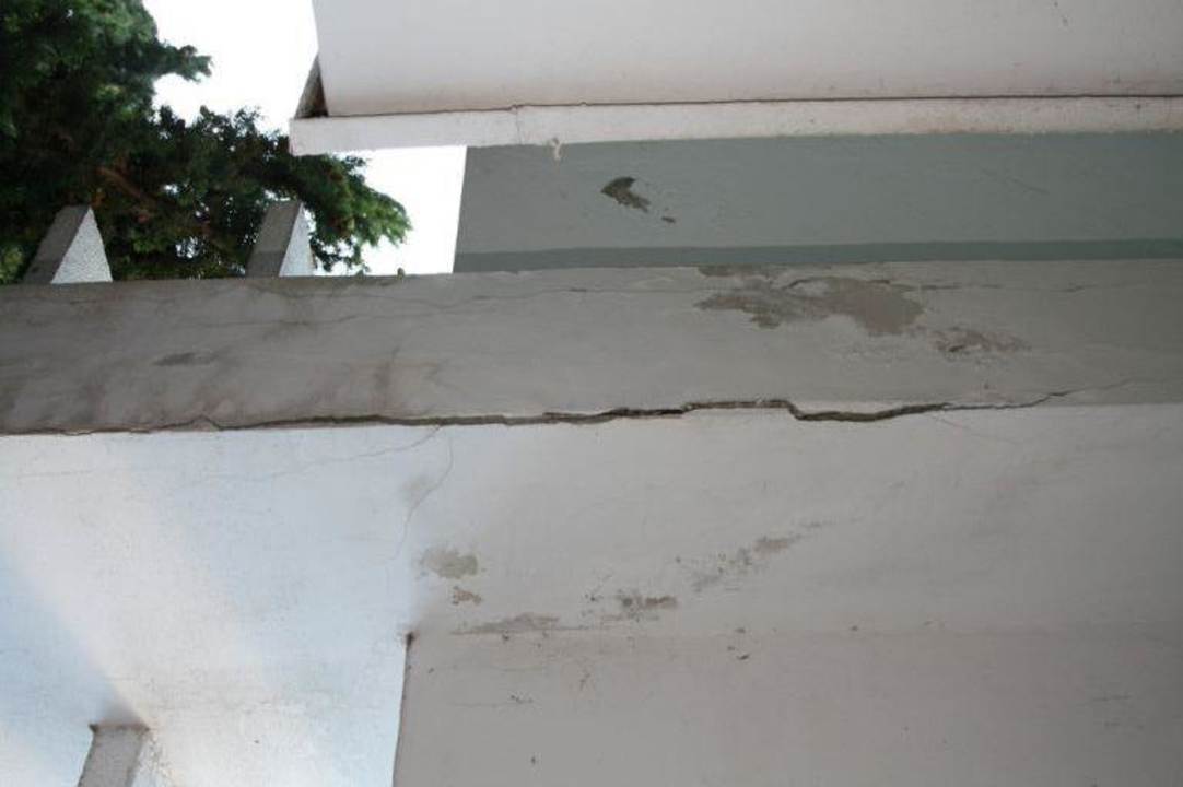 Wandrisse im Terrassenbereich Rivijera Villen & Dependance Flora & Madera