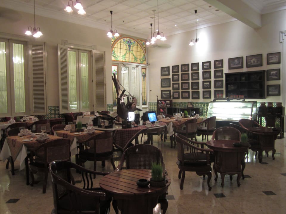 "Restaurant" The Phoenix Hotel Yogyakarta (Yogyakarta) • HolidayCheck