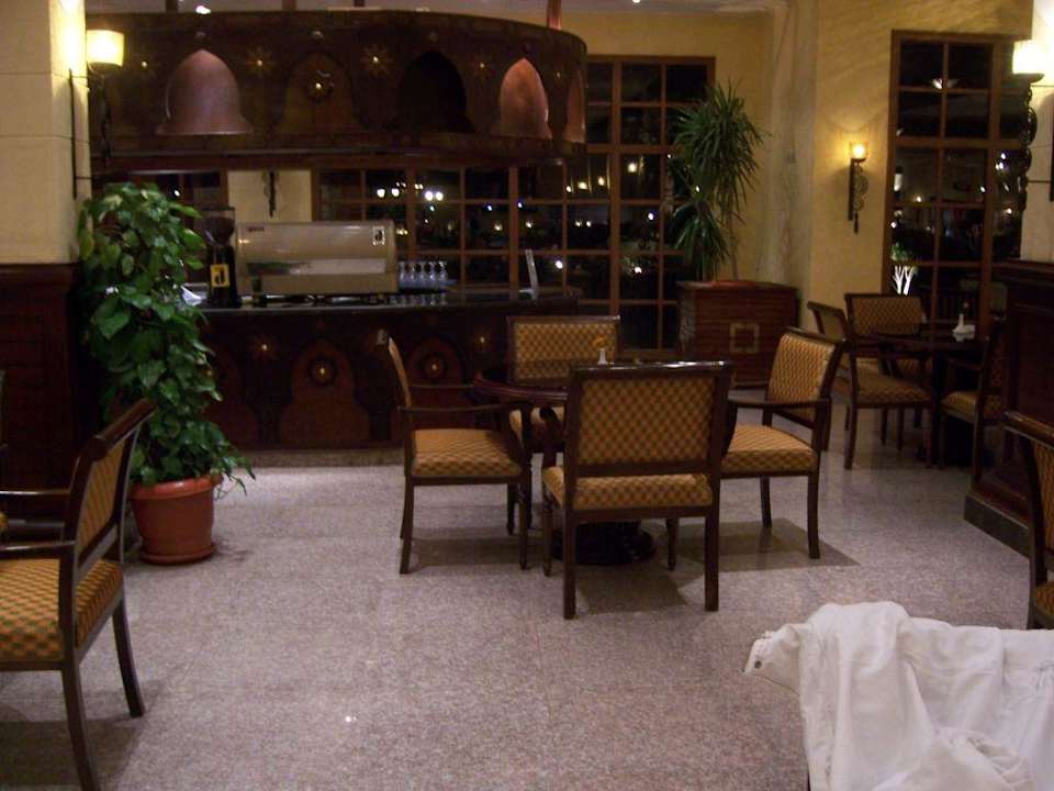 Kaffee-Bar in der Lobby Pickalbatros Aqua Park Resort - Hurghada