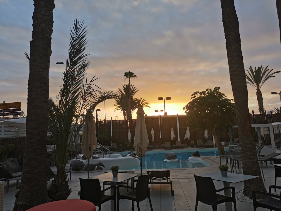 Pool Hotel LIVVO Anamar Suites